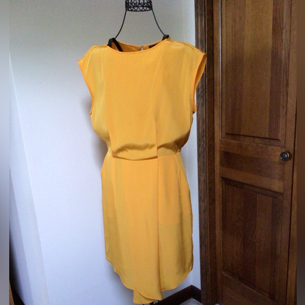 Tibi silk dress, 100% Silk, Size 8 - Picture 2 of 11
